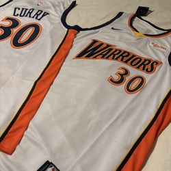 Warriors #30 Curry (XL&3XL) with Tags $35
