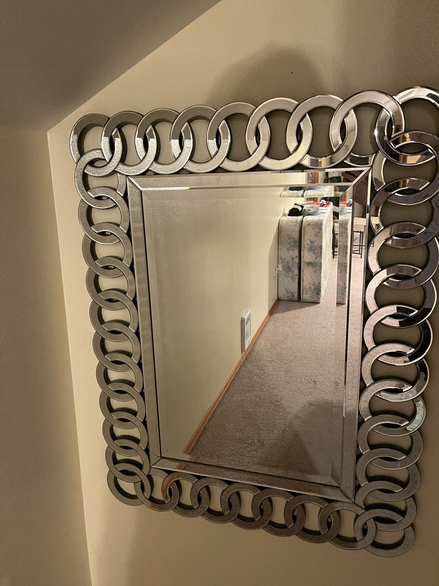 Mor furniture mirror