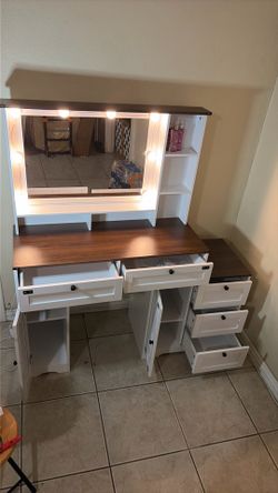 Farmhouse Vanity Set w/ Hollywood Mirror | Drawers & Cabinets | White & Walnut