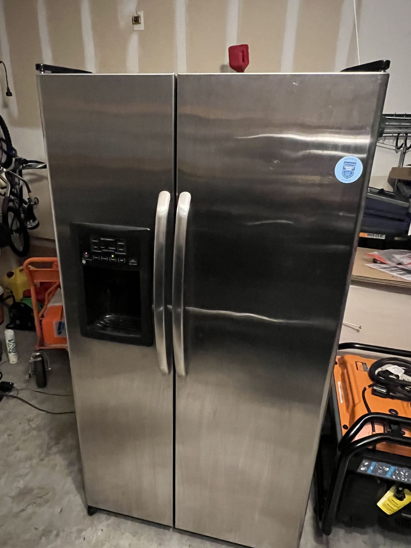 GE Refrigerator