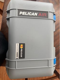 Pelican travel case Graded cards
