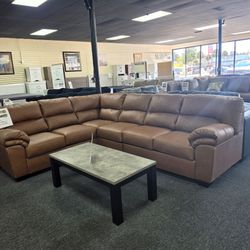 Brown Leather Sectional Sofa 🚚WE DELIVER🚚