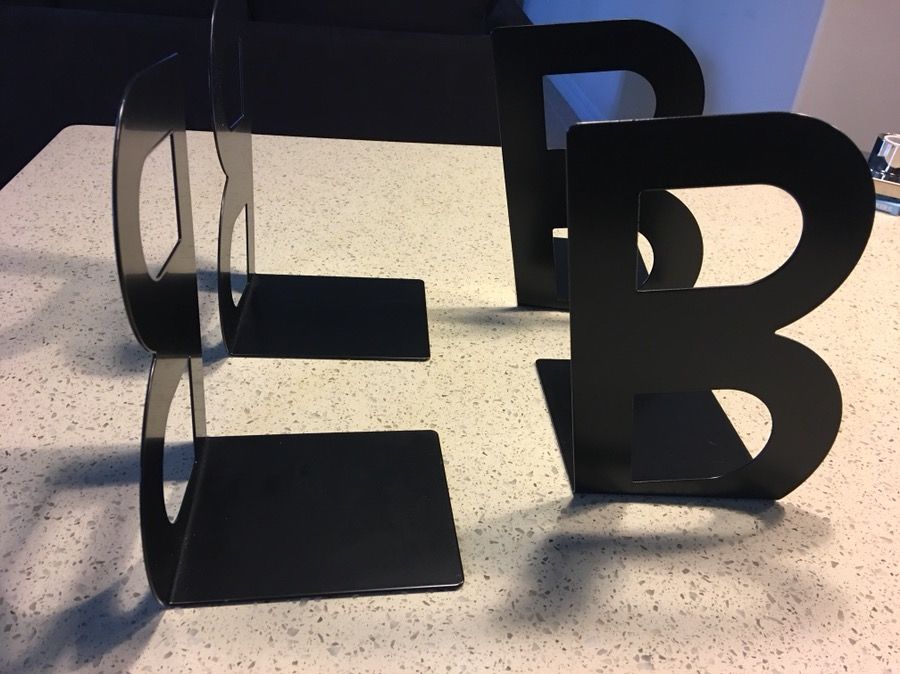 4 black Ikea Billy bookends in excellent condition for Sale in