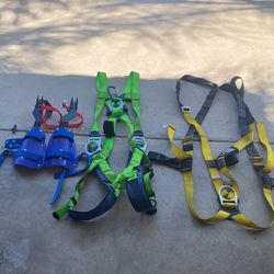2 Harness & 1 Pair Tree Claiming Hooks