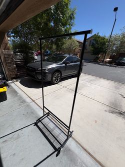 Wardrobe rack