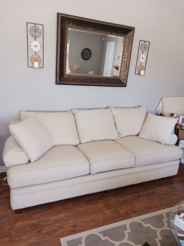 LAZY BOY VINTAGE CUSTOM MADE CLOTH SOFA 98" (8FT.) PLEASE READ