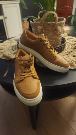 Camel Color Sneakers Greats Brand