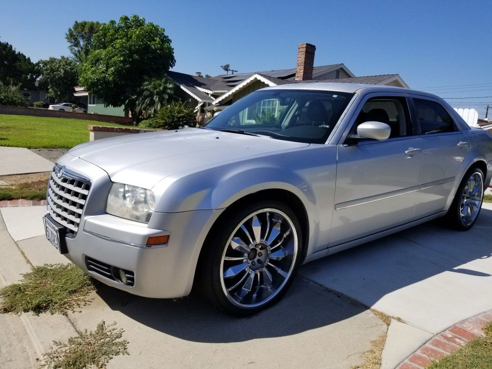 2005 Chrysler 300