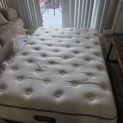 Full Size Mattress