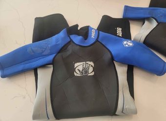 Junior Unisex Wetsuit (Junior 10)
