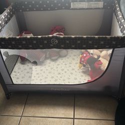 Play pin Crib