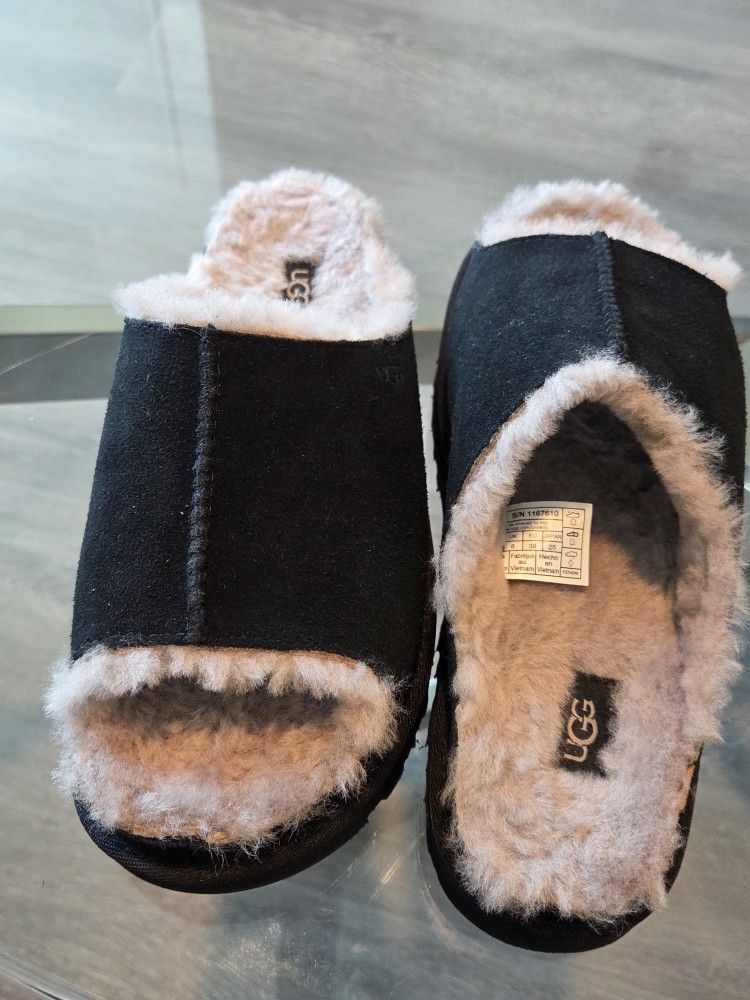 Ugg Slides