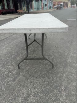 Banquet tables