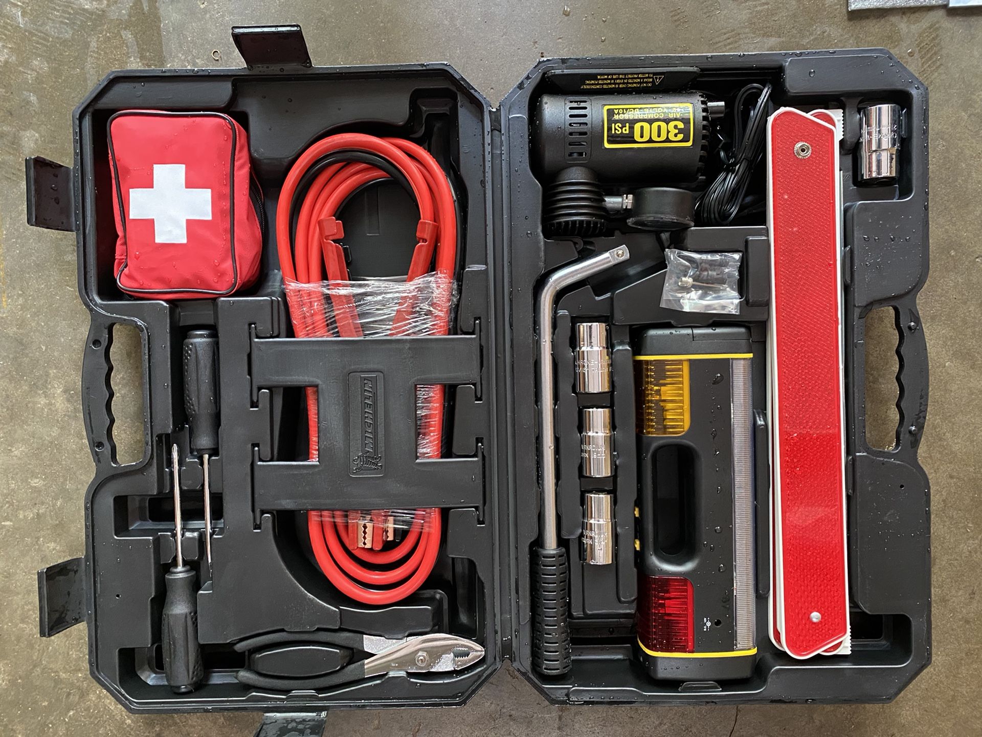 Michelin Emergency Roadside Kit