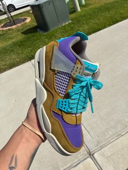 Jordan 4 union / desert moss