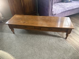 Wood entertainment Oak table