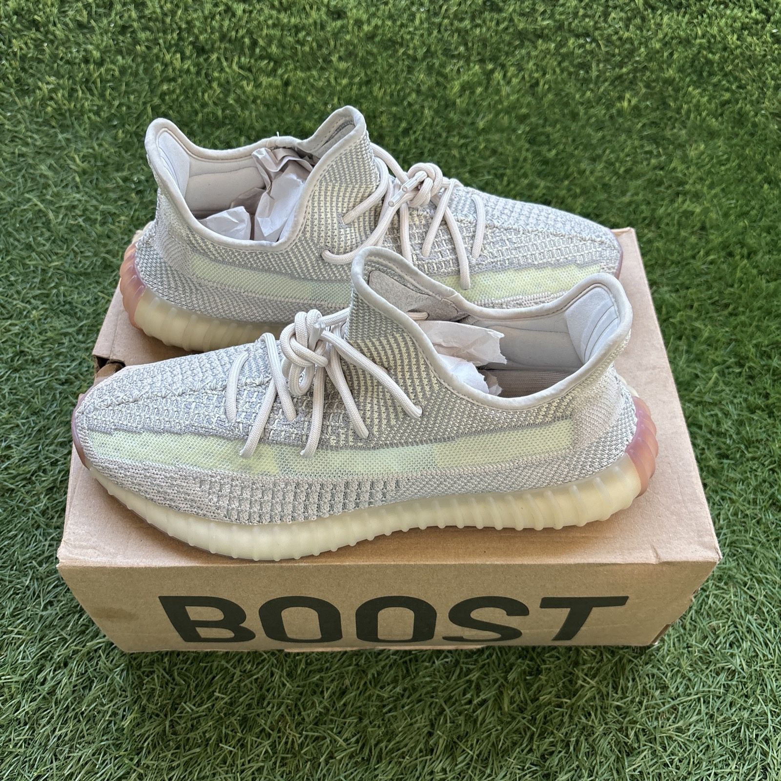 Yeezy 350 V2 Citrin