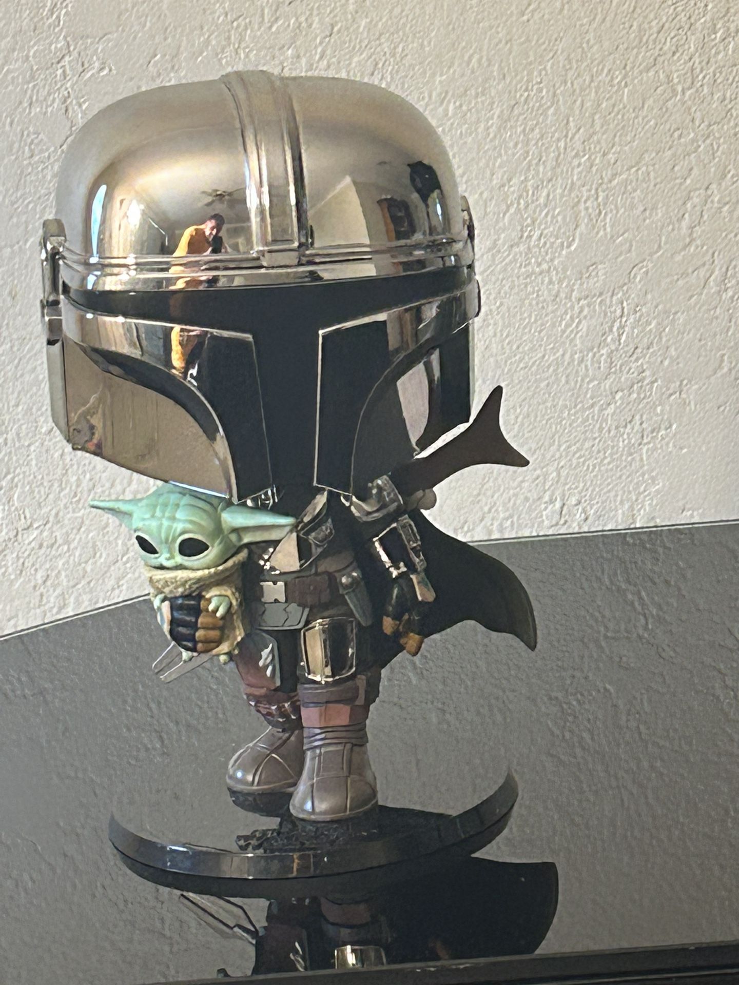 Mandalorian Funko Pop Bobble Head Large With Baby Yoda