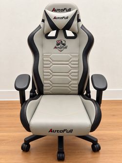 AutoFull Gaming Chair w/ Footrest – Excellent Condition! 🔥