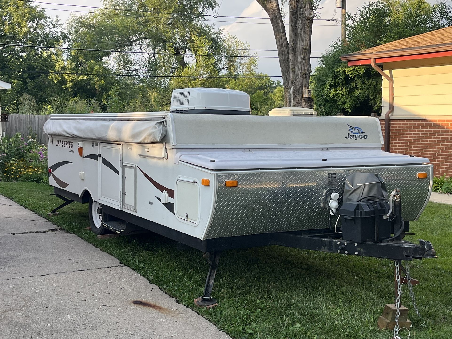 2012 Jayco M1208