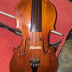 Old Vintage Violin 