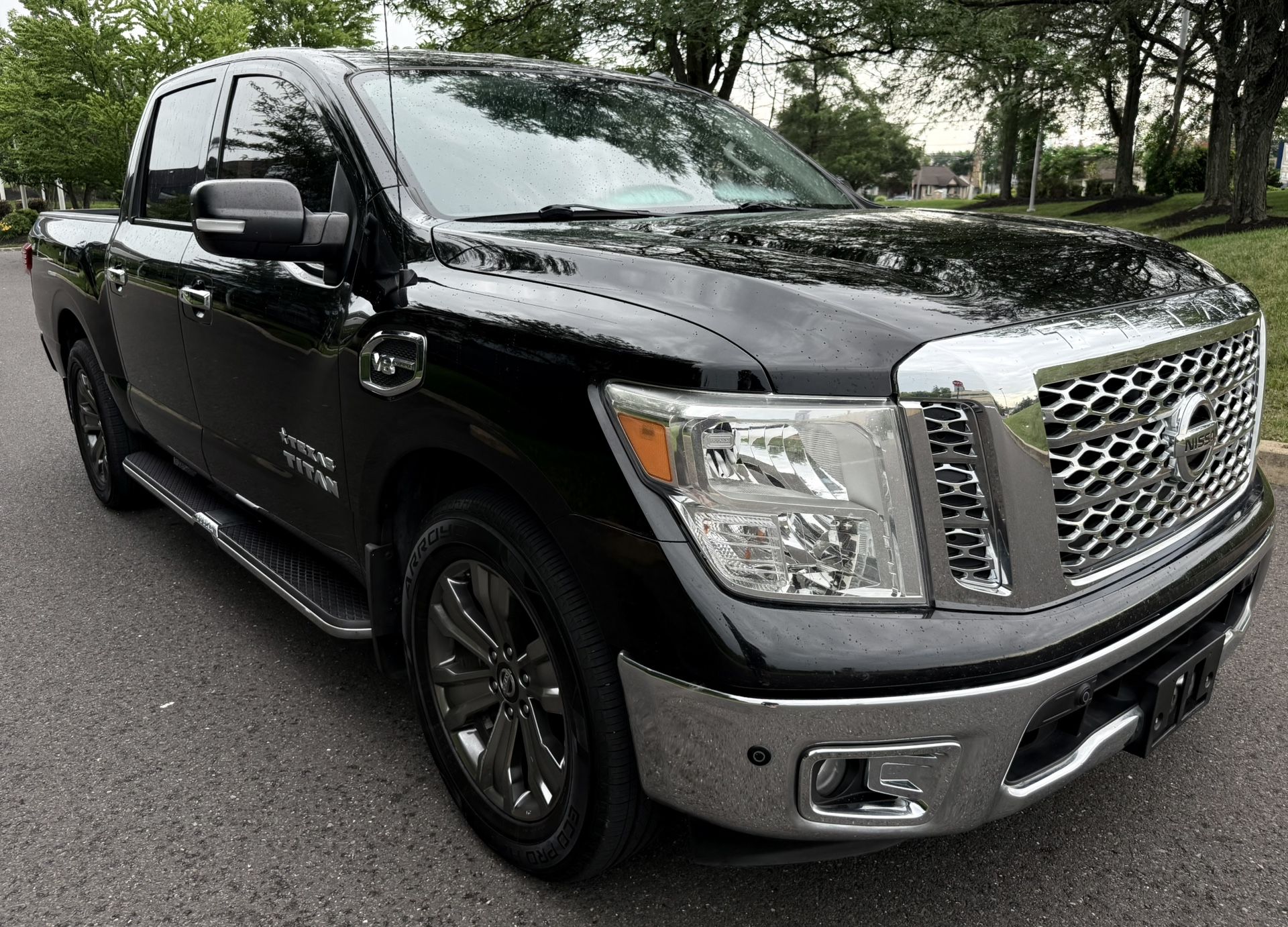2017 Nissan Titan