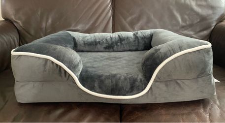 Gray Plush Pet Bed with Bolster Sides