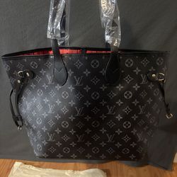 Beautiful Black shoulder Bag on sale