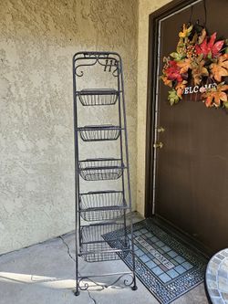 5-Tiered Metal Basket Stand