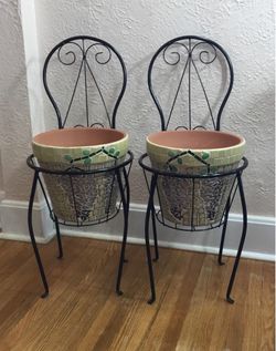 Terracotta “Wisteria” Flower Pots
