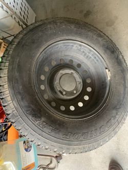 (1) semi used Dunlop AT21 Grandtrek {contact info removed} inch tire