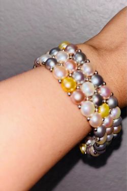 multi-row pastel cultured freshwater pearl stretch bracelet