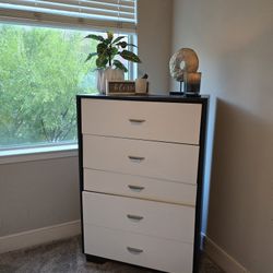 Night Stand And Dresser Set