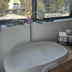 Skip Hop Changing Table 