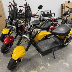 2,000Watts Chopper Electric Motorcycle! Finance For $150 Down Payment!!