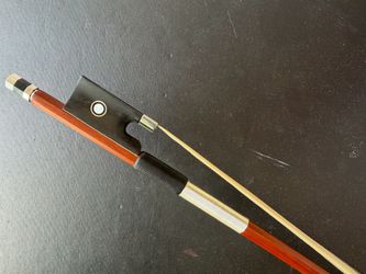 4/4 violin bow
