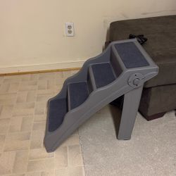 Doggy Stairs About 3 Feet
