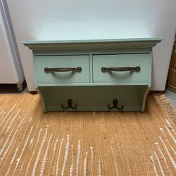 Farmhouse Entryway Key And Wallet Shelf