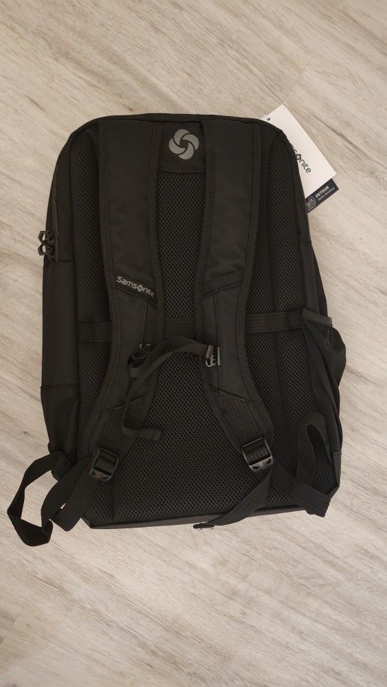 Samsonite Detour Travel Backpack