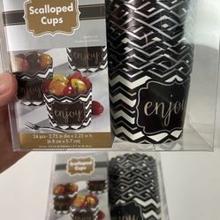 New 4 Boxes Of Disposable Baking Cups Desserts Or Treats, Oven Safe Up To 350 Degrees. Refrigerator And Freezer Safe. 168 Pcs.