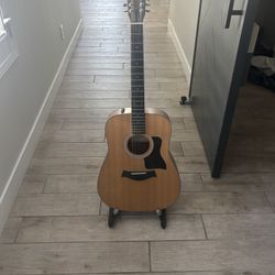 Taylor 150ce Dreadnought 12 String
