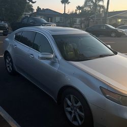 Acura TL 2012
