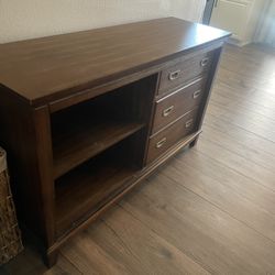 Wood Dresser W/ Drawers 