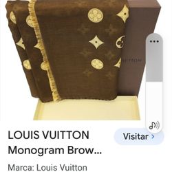 Louis Vuitton  Classic Shawl Original