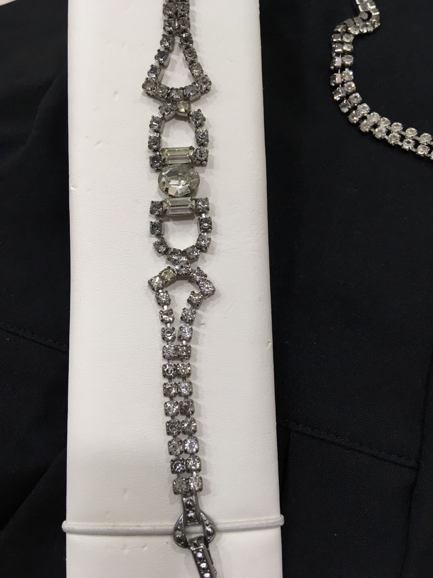 Old rhinestone bracelet very sparkly