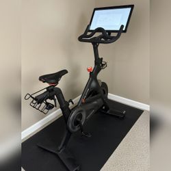 Original Peloton Bike - Excellent - Mansfield, MA
