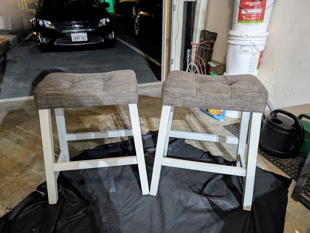 Brand New Counter Stools 2ft High