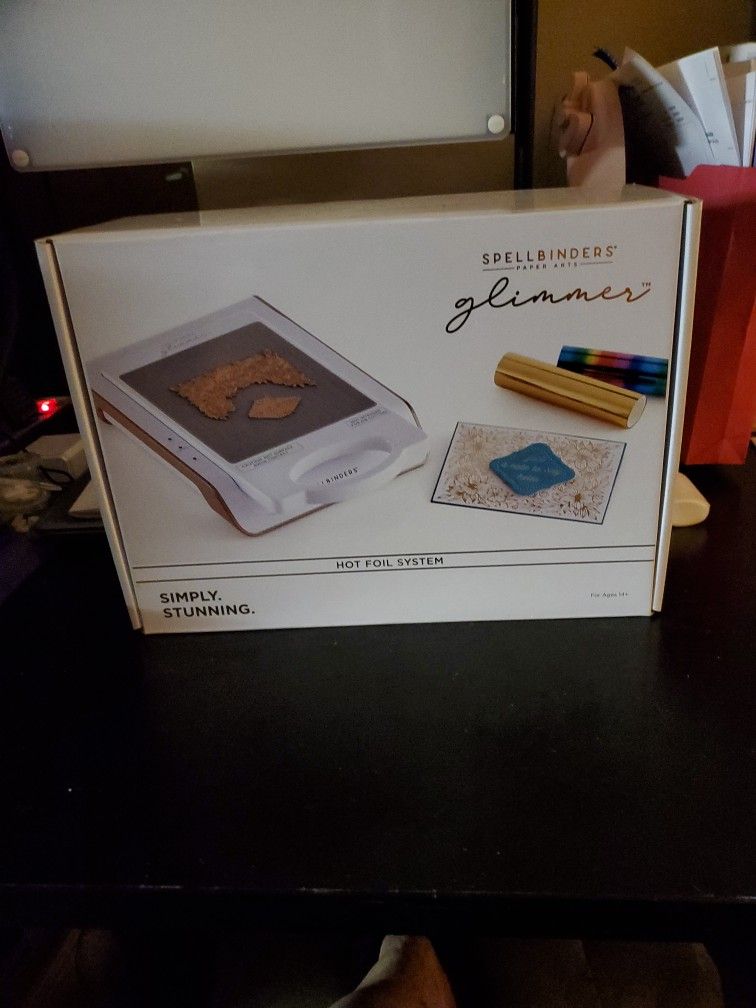 Spellbinders Glimmer Machine