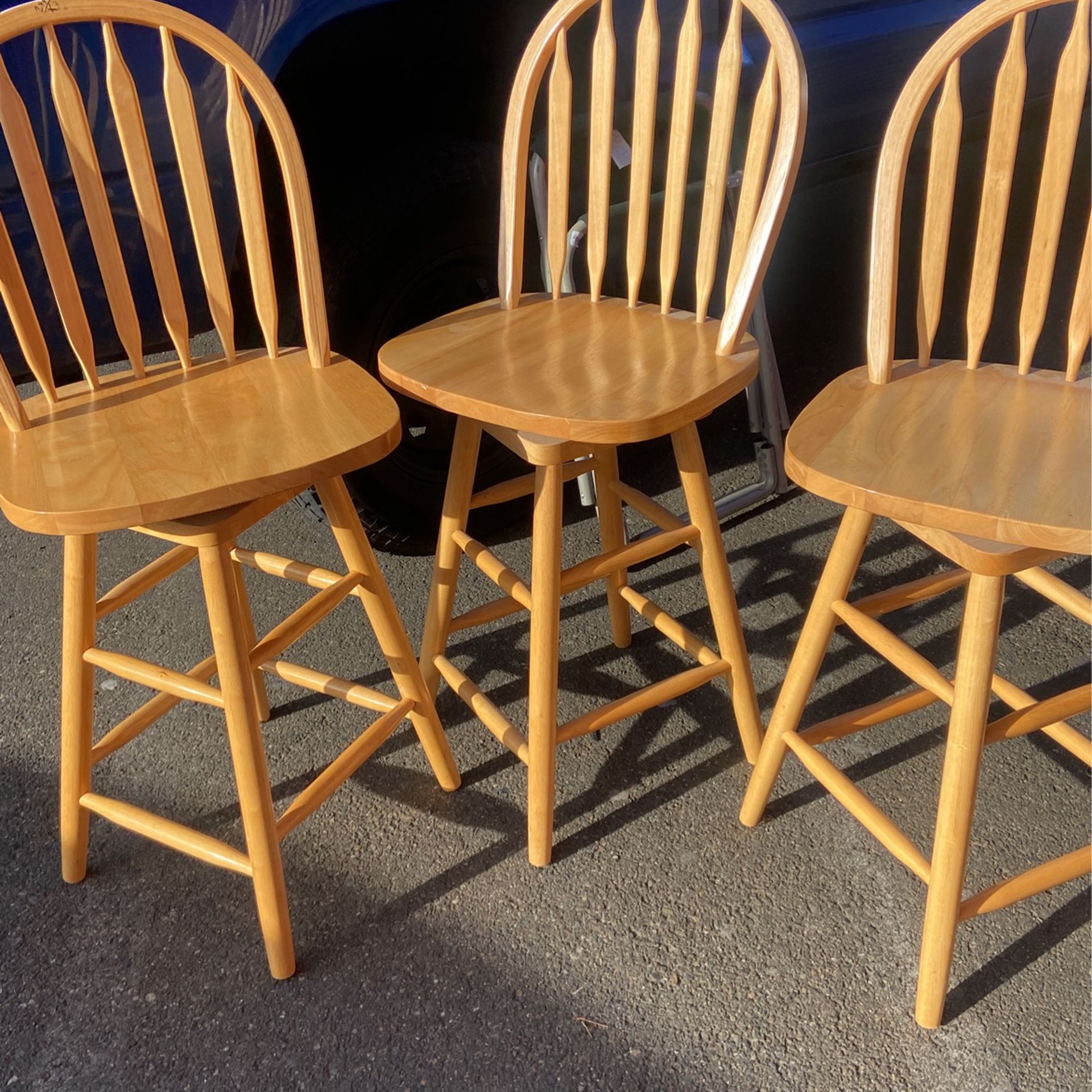 3 Bar Stools Price 50$   Condition Like New,Pick Up. E.   Side Tacoma  