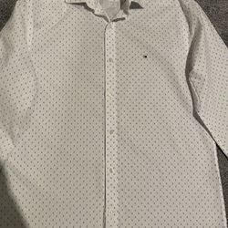 Tommy Hilfigure Button Up 